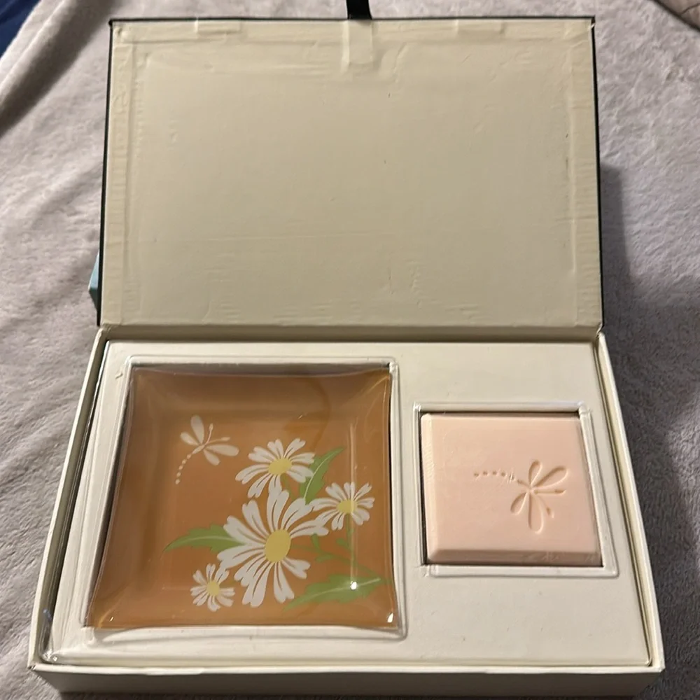PartyLite Sunny Afternoon Gift Set Soap Bar & Dish P18D/P95155